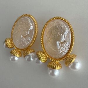 Vintage style Earrings M415